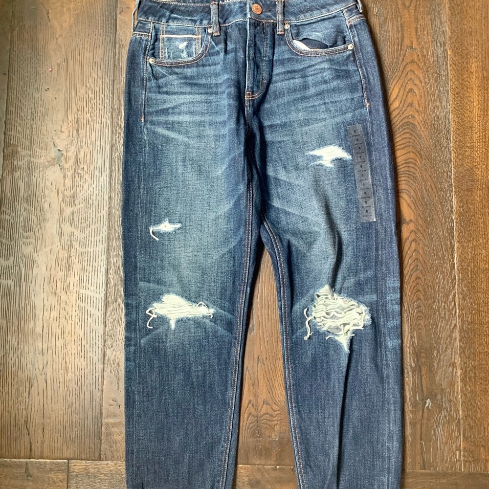 American Eagle TomGirl Jeans BRAND NEW